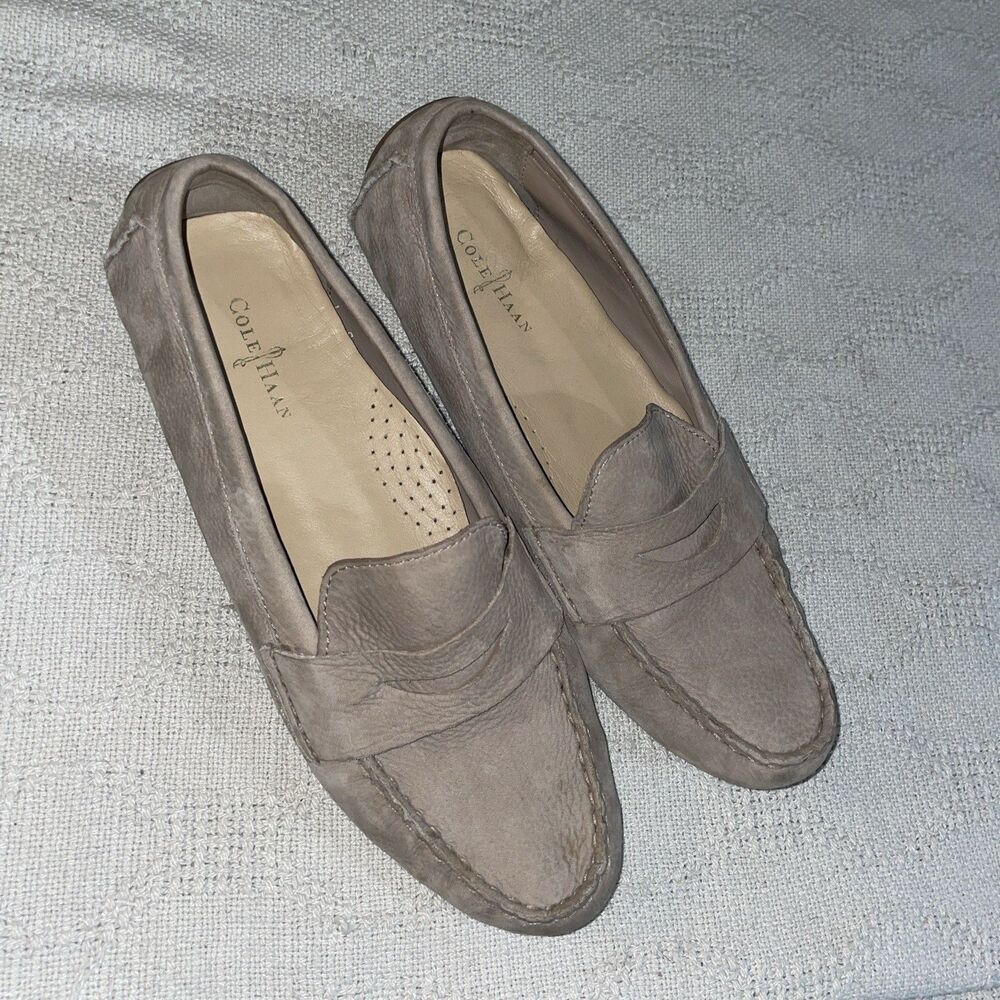 Cole Haan Women’s Driving Mocs Size 9 B Gray Leather Going Out Party Comfort